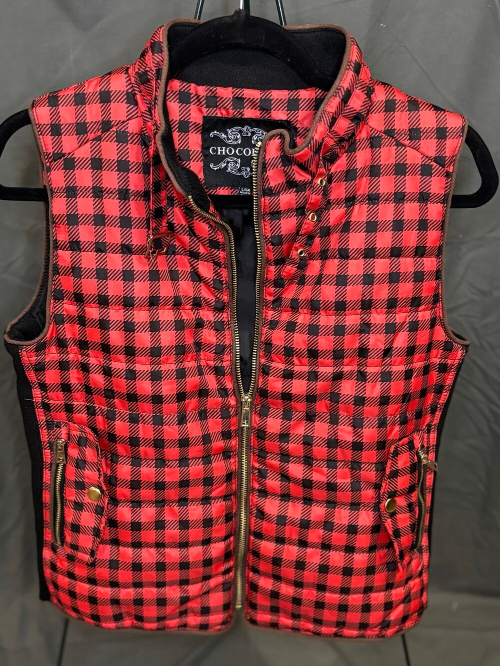 Chocolate U.S.A. Women’s Red Black Buffalo Plaid Quilted Vest Gold Zip Size L